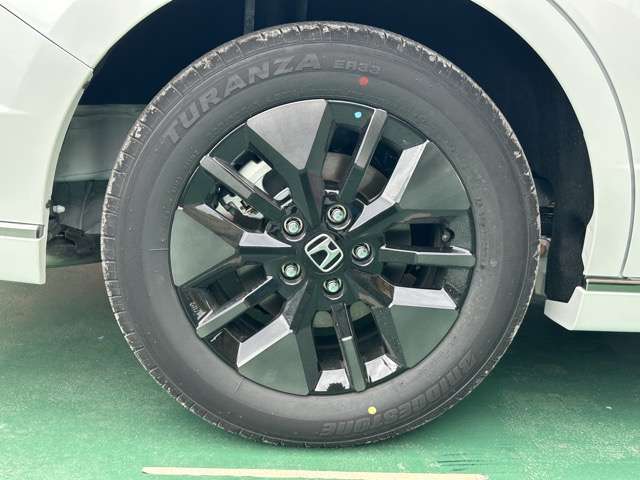 ホンダ ステップワゴン　ハイブリッド ２．０ Ｅ：ＨＥＶ スパーダ R8年 (東海) 99