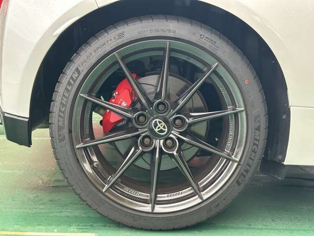 トヨタ ＧＲヤリス １．６ ＲＺ ハイ パフォーマンス ＧＲ－ＤＡＴ ４ＷＤ R7年 () 99