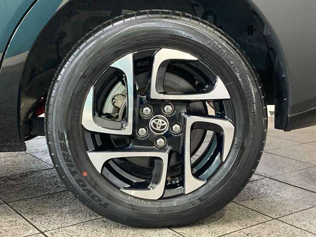 トヨタ シエンタ　ハイブリッド ハイブリッド １．５ Ｚ Ｅ－ＦＯＵＲ ４ＷＤ R5年 (北海道) 99