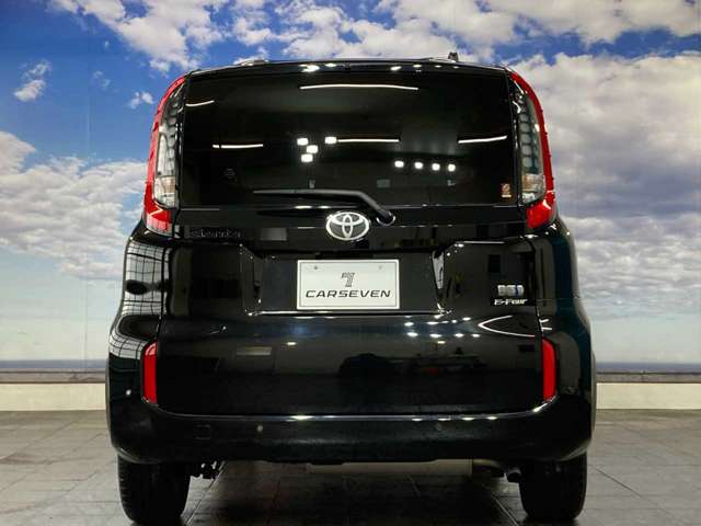 トヨタ シエンタ　ハイブリッド ハイブリッド １．５ Ｚ Ｅ－ＦＯＵＲ ４ＷＤ R5年 (北海道) 99