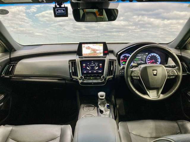 トヨタ クラウン　ハイブリッド ハイブリッド ２．５ ＲＳ アドバンス ＦＯＵＲ ４ＷＤ R2年 (北海道) 99