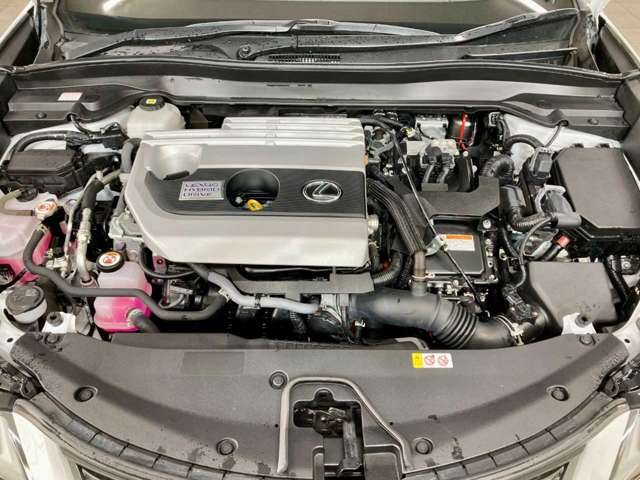 レクサス ＵＸ２５０ｈ ２５０Ｈ Ｆスポーツ ４ＷＤ R4年 (北海道) 99