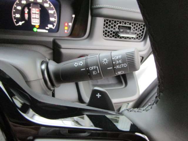 ホンダ ステップワゴン １．５ スパーダ ４ＷＤ R8年 (関東) 99