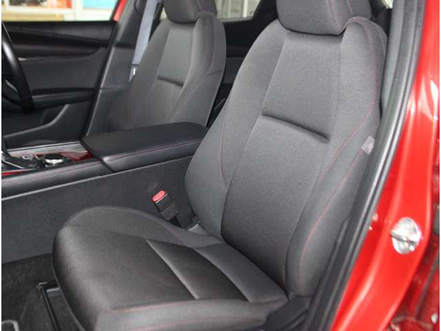 マツダ ＭＡＺＤＡ３　ファストバック ２．０ ２０Ｓ ブラックトーンエディション R4年 (関東) 99