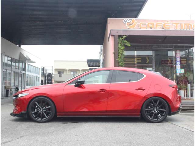 マツダ ＭＡＺＤＡ３　ファストバック ２．０ ２０Ｓ ブラックトーンエディション R4年 (関東) 99