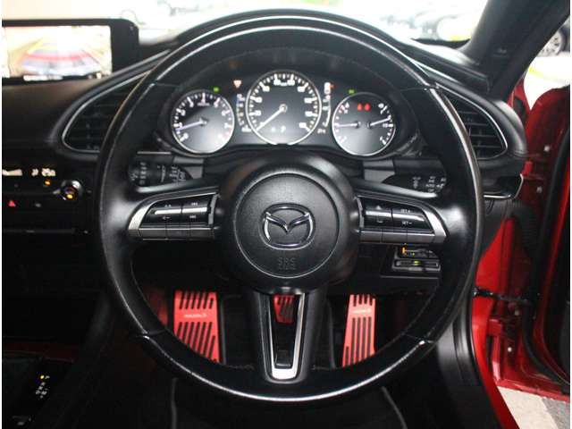 マツダ ＭＡＺＤＡ３　ファストバック ２．０ ２０Ｓ ブラックトーンエディション R4年 (関東) 99