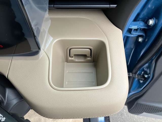 三菱 デリカ　ミニ ６６０ Ｔ プレミアム ４ＷＤ R7年 (関東) 99
