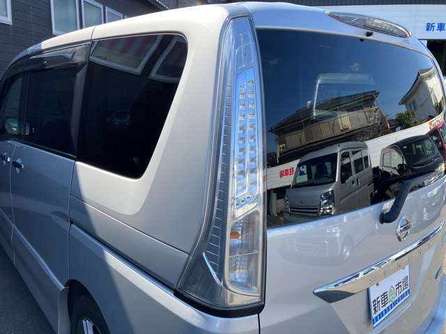 日産 セレナ ２．０ ライダー Ｓ－ＨＹＢＲＩＤ H25年 (関東) 99