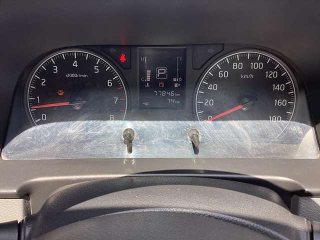 日産 ＮＶ３５０キャラバン　ワゴン ２．５ ＤＸ ロングボディ 低床 H26年 (東北) 99