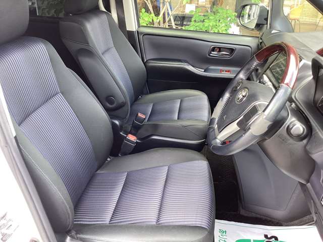 トヨタ ヴォクシー ２．０ ＺＳ 煌 H27年 (東北) 99