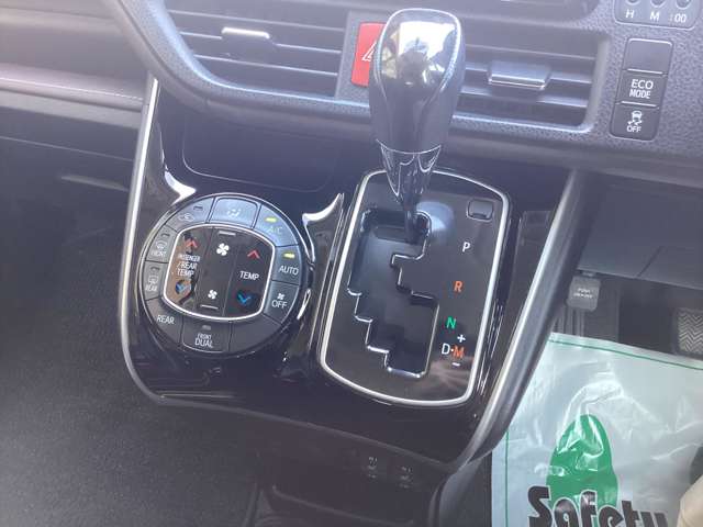 トヨタ エスクァイア ２．０ ＧＩ ４ＷＤ H27年 (東北) 99