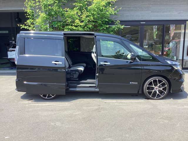 日産 セレナ １．２ Ｅ－ＰＯＷＥＲ ハイウェイスター Ｖ H30年 (東北) 99