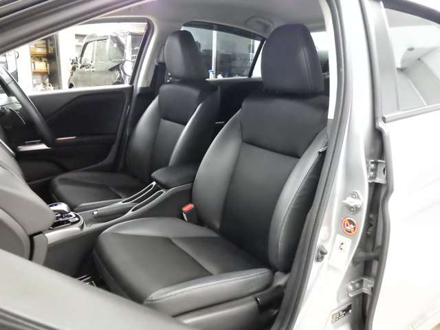 ホンダ グレイス　ハイブリッド １．５ ハイブリッド ＥＸ ４ＷＤ H27年 (東北) 99