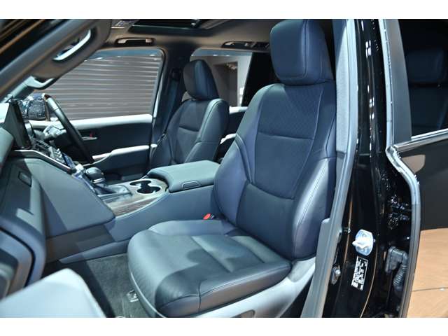 トヨタ ランドクルーザー ３．３ ＺＸ ディーゼルターボ ４ＷＤ R5年 (関東) 99