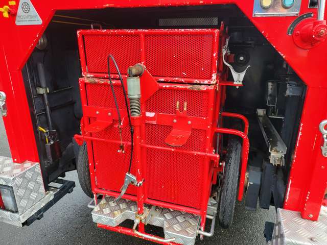 日野自動車 デュトロ ６人乗リ H18年 (関東) 99