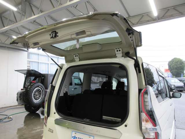 日産 セレナ １．２ Ｅ－ＰＯＷＥＲ ハイウェイスター Ｖ R1年 (関東) 99