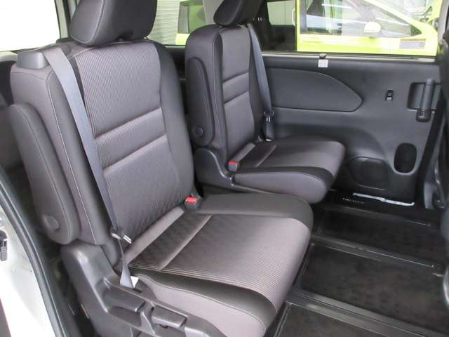 日産 セレナ １．２ Ｅ－ＰＯＷＥＲ ハイウェイスター Ｖ R1年 (関東) 99