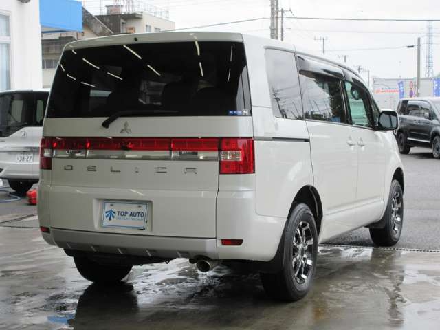 三菱 デリカ　Ｄ：５ ２．４ Ｇ パワーパッケージ ４ＷＤ H22年 (関東) 99