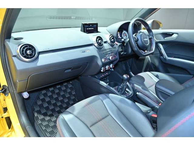 アウディ Ｓ１ ２．０ ４ＷＤ H29年 (関東) 99