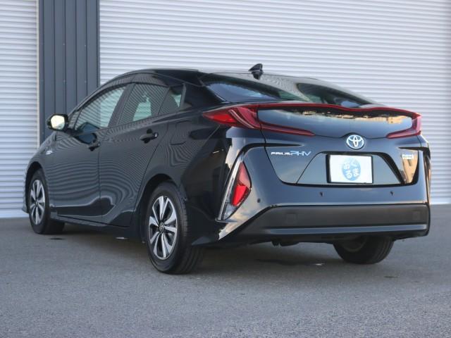 トヨタ プリウスＰＨＶ １．８ Ａ R1年 (近畿) 99
