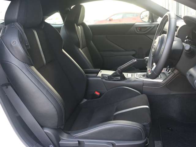 トヨタ ＧＲ８６ ２．４ ＲＺ R7年 (近畿) 99