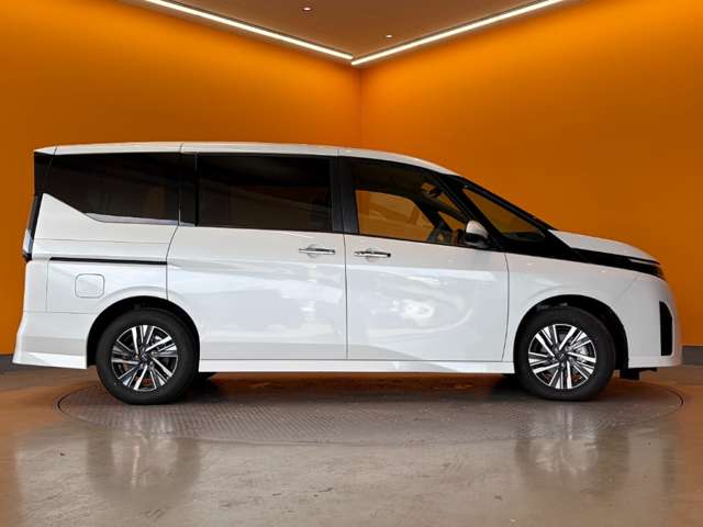 日産 セレナ １．４ Ｅ－ＰＯＷＥＲ ハイウェイスターＶ R7年 (近畿) 99