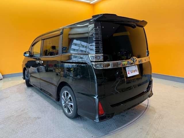 トヨタ ヴォクシー ２．０ ＺＳ 煌ＩＩ R2年 (近畿) 99