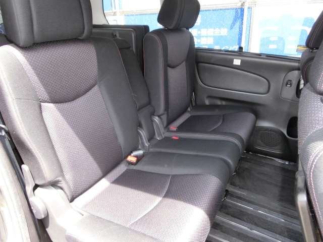 日産 セレナ ２．０ ハイウェイスター Ｖセレクション H24年 (近畿) 99