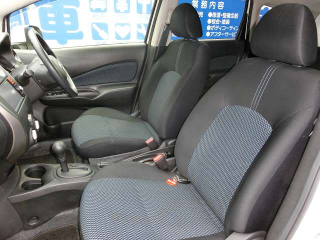 日産 ノート １．２ Ｘ H26年 (近畿) 99