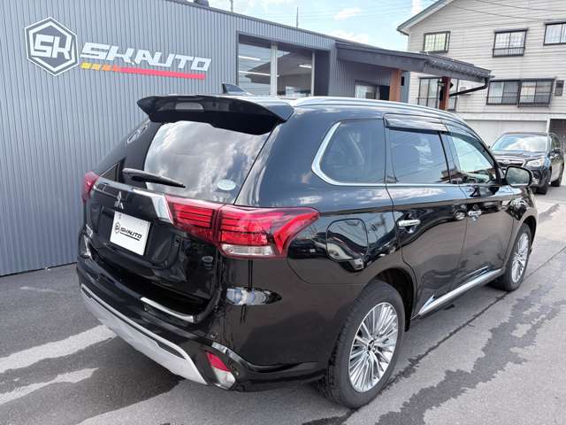 三菱 アウトランダーＰＨＥＶ ２．４ Ｇ プラスパッケージ ４ＷＤ R1年 (甲信越・北陸) 99