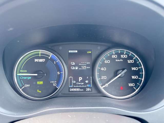 三菱 アウトランダーＰＨＥＶ ２．４ Ｇ プラスパッケージ ４ＷＤ R1年 (甲信越・北陸) 99