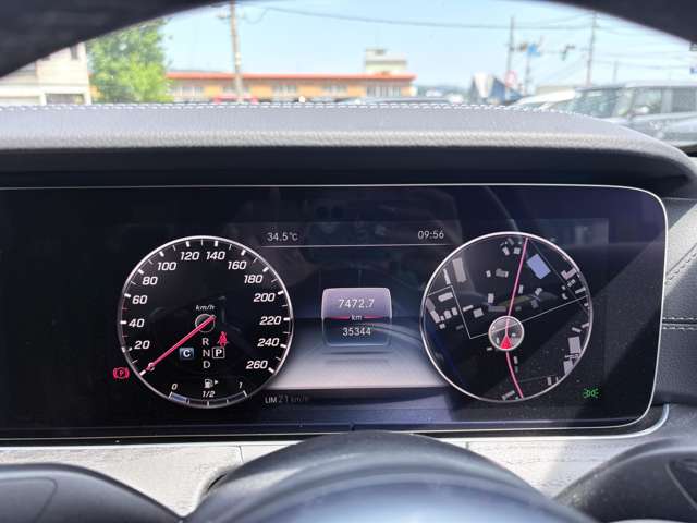 メルセデスベンツ Ｅクラス Ｅ２２０Ｄ アバンギャルド ＡＭＧライン ディーゼルターボ R1年 (甲信越・北陸) 99