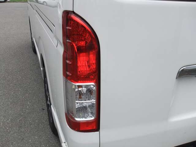 トヨタ ハイエースバン ３．０ スーパーＧＬ ロング ディーゼルターボ ４ＷＤ H21年 (近畿) 99