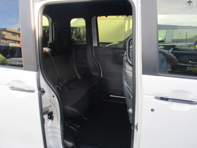 ホンダ Ｎ　ＢＯＸ カスタム ６６０ R8年 (関東) 99