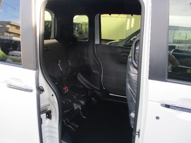 ホンダ Ｎ　ＢＯＸ カスタム ６６０ R8年 (関東) 99