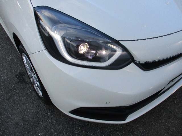 ホンダ フィット　ハイブリッド １．５ Ｅ：ＨＥＶ ホーム R8年 (関東) 99
