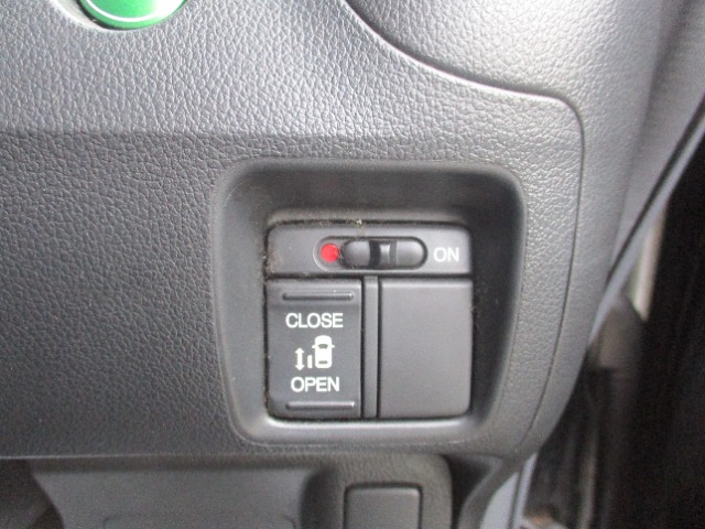 ホンダ Ｎ　ＢＯＸ ６６０ カスタムＧ Ｌパッケージ H24年 (関東) 99