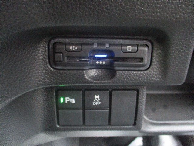 ホンダ Ｎ　ＢＯＸ カスタム ６６０ Ｌ ターボ R4年 (関東) 99