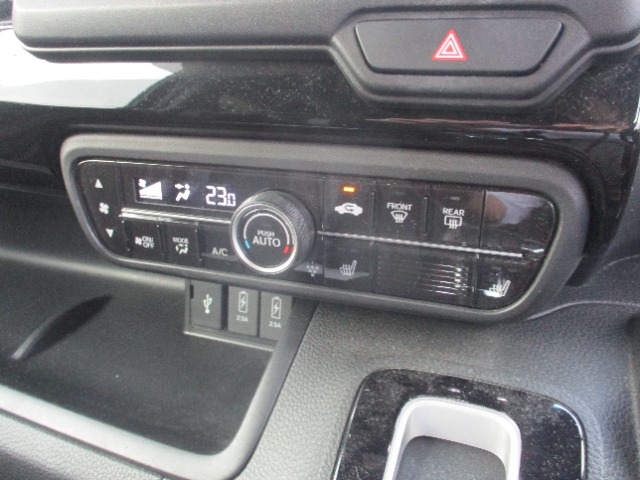 ホンダ Ｎ　ＢＯＸ カスタム ６６０ Ｌ ターボ R4年 (関東) 99
