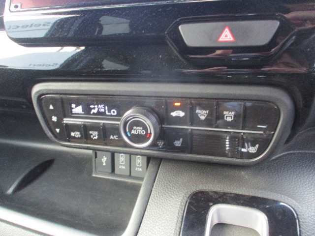 ホンダ Ｎ　ＢＯＸ カスタム ６６０ Ｌ R3年 (関東) 99