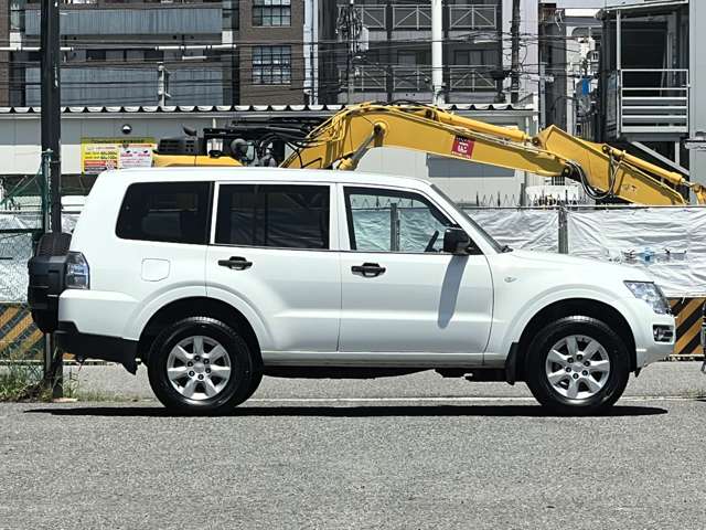 三菱 パジェロ ３．０ ロング ＧＲ ４ＷＤ H29年 (近畿) 99