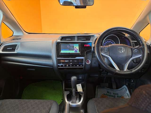 ホンダ フィット １．３ １３Ｇ Ｌパッケージ H27年 (近畿) 99