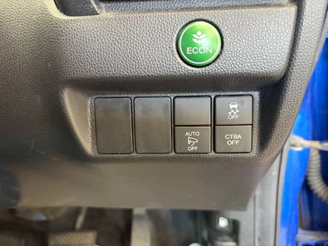 ホンダ フィット １．３ １３Ｇ Ｌパッケージ H27年 (近畿) 99