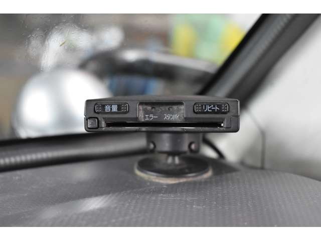 いすゞ エルフ ３．０ ダブルキャブ フラットロー ディーゼルターボ H23年 (近畿) 99