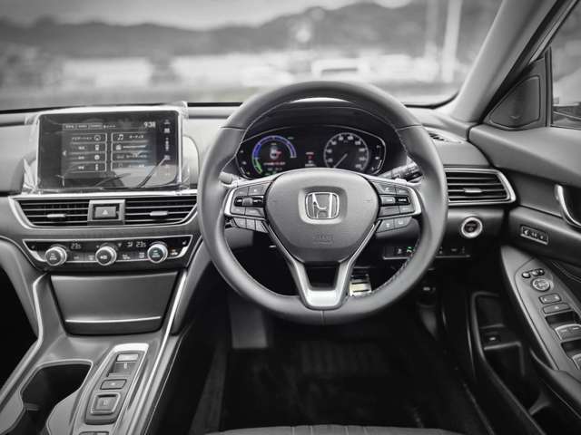 ホンダ アコード　ハイブリッド ２．０ ＥＸ R2年 (中国) 99