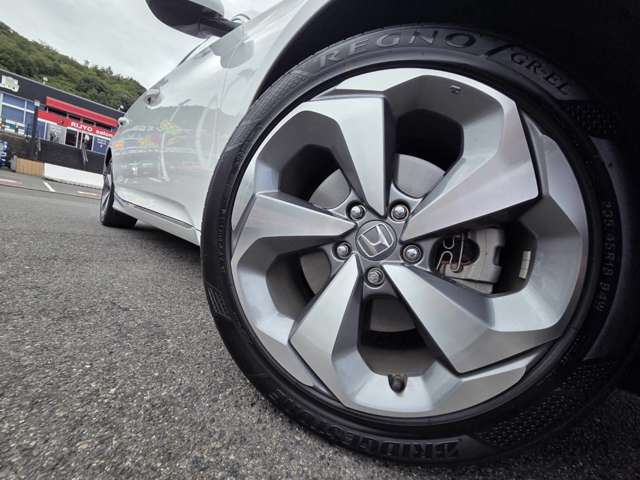 ホンダ アコード　ハイブリッド ２．０ ＥＸ R2年 (中国) 99