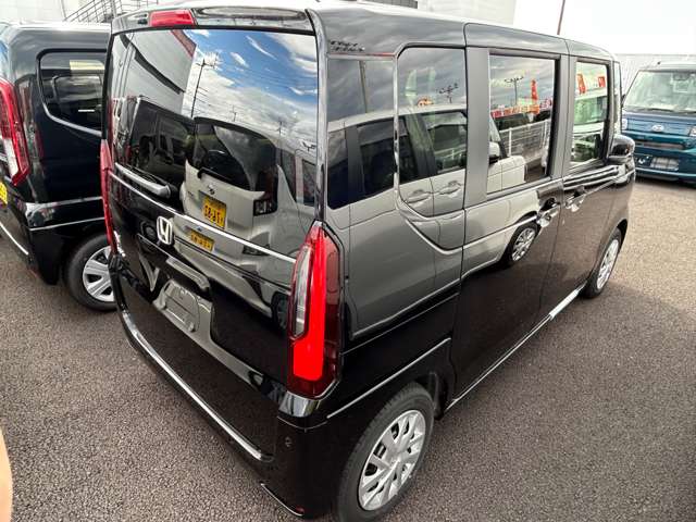 ホンダ Ｎ　ＢＯＸ ６６０ R8年 (四国) 99