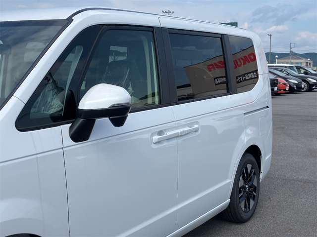 ホンダ ステップワゴン　ハイブリッド ２．０ Ｅ：ＨＥＶ エアー ＥＸ R8年 (東海) 99