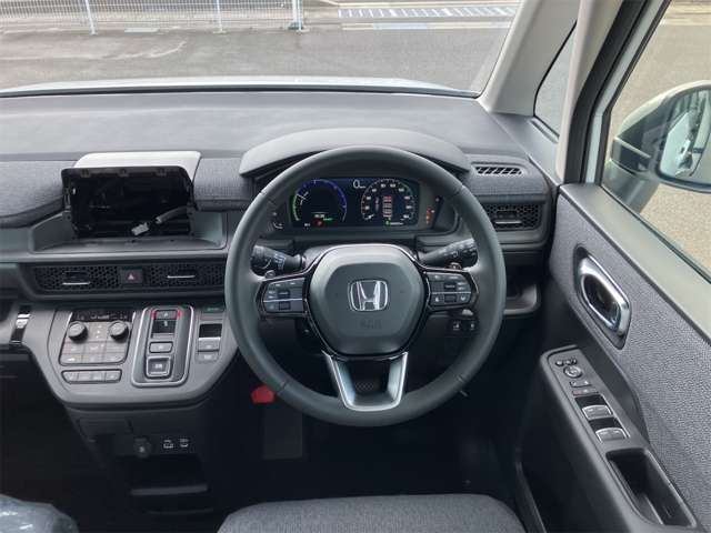 ホンダ ステップワゴン　ハイブリッド ２．０ Ｅ：ＨＥＶ エアー ＥＸ R8年 (東海) 99