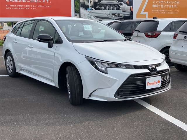 トヨタ カローラ　ツーリング　ハイブリッド １．８ ハイブリッド Ｘ Ｅ－ＦＯＵＲ ４ＷＤ R8年 (東海) 99